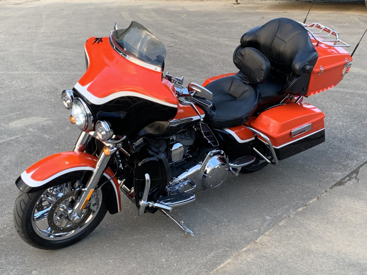 2012 Harley-Davidson CVO ELECTRA GLIDE ULTRA CLASSIC